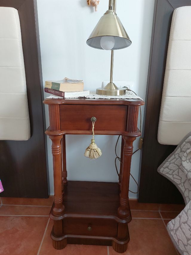 Mesita auxiliar madera