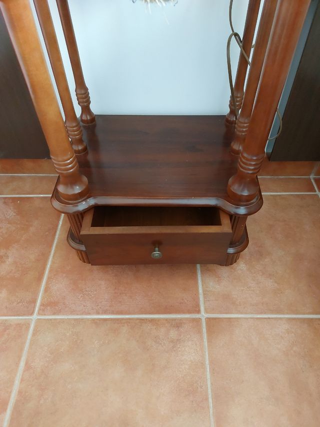 Mesita auxiliar madera