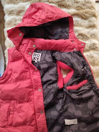 Chaleco ROXY con capucha