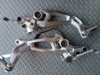 Estriberas UNICAS CNC Ducati Monster 937