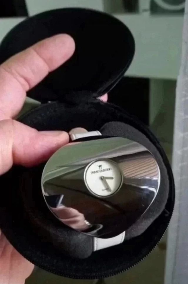 OROLOGIO IN ACCIAIO DA DONNA