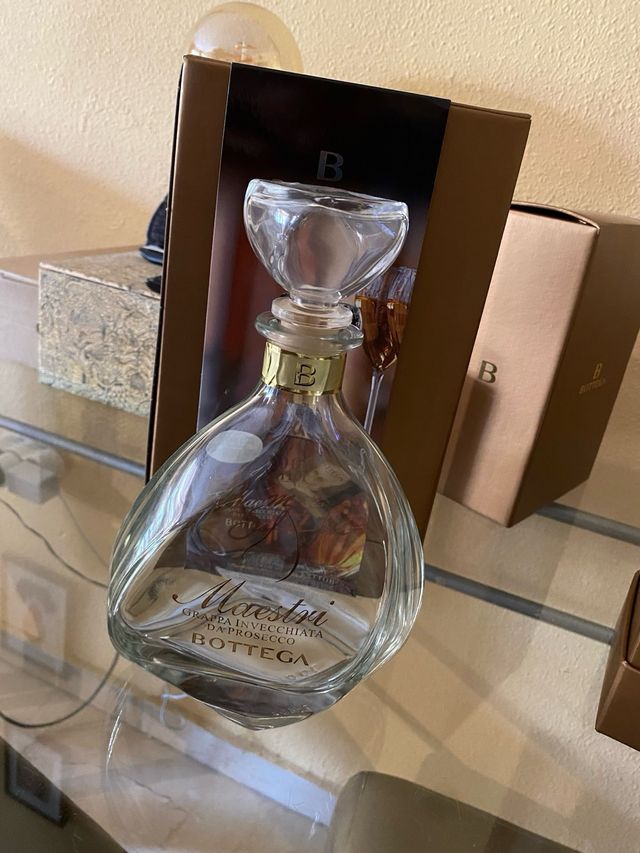 Botella grappa maestri decorativa