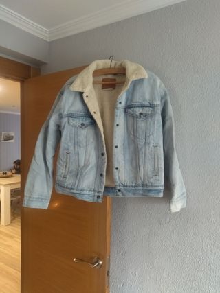 Cazadora Levis