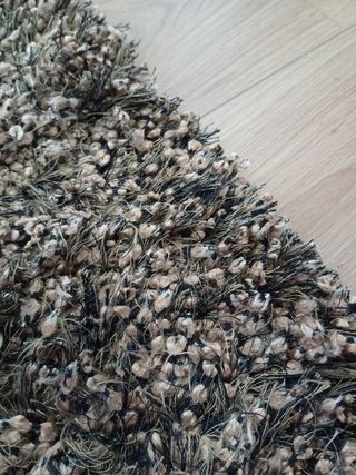 ALFOMBRA marron pelo largo