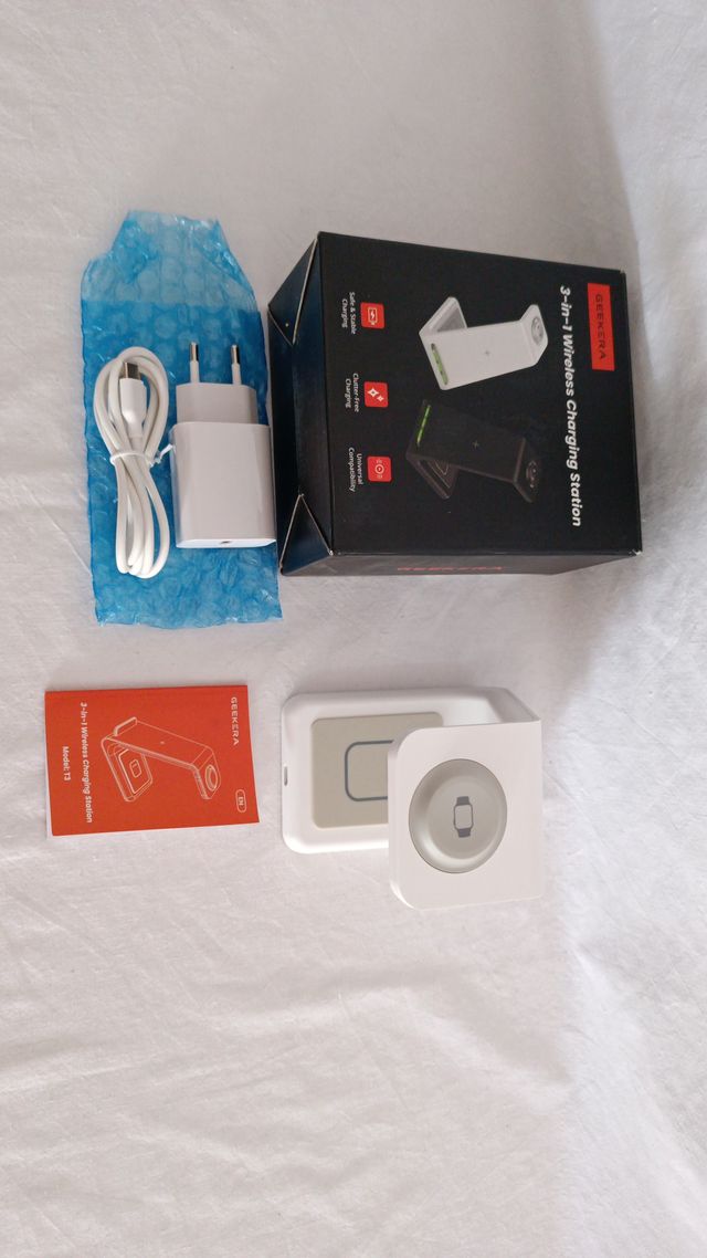 CARGADOR INALAMBRICO 3 EN 1 IPHONE-APPLE WATCH-AIR