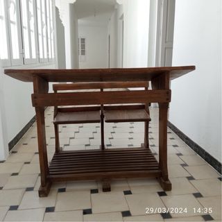 Pupitre ( escritorio) antigüo