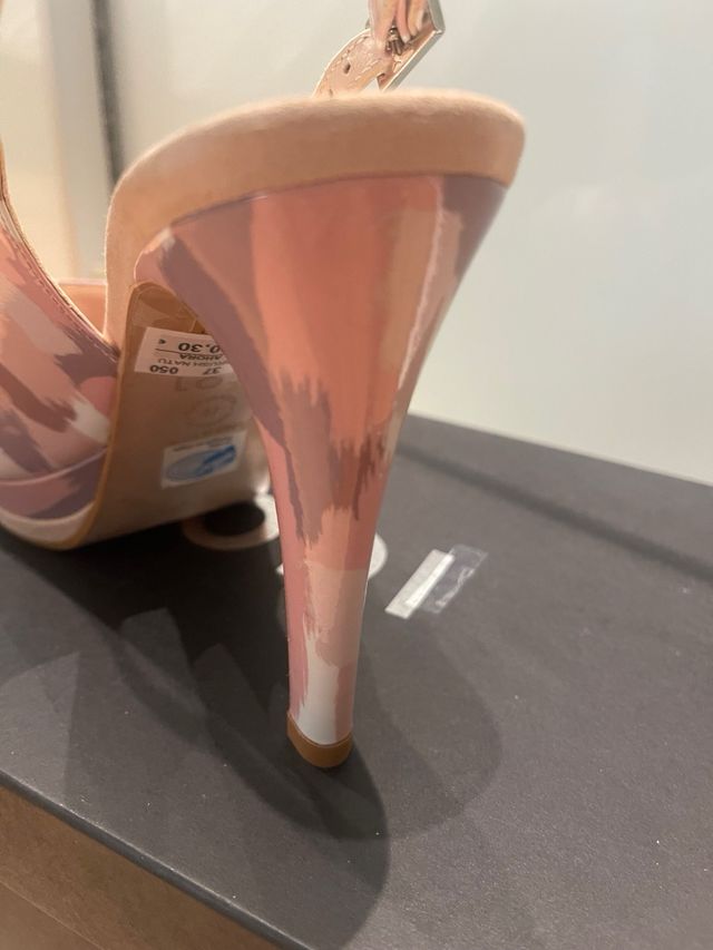 Zapatos Lodi. Nuevos con etiqueta