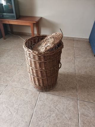 Cesta de mimbre