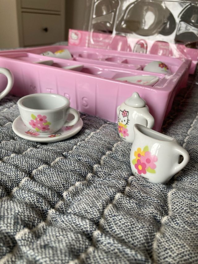 Juego de te Hello Kitty