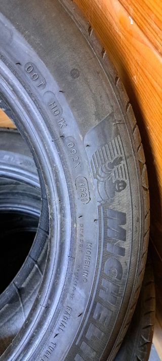 Neumaticos 195/55 R16 michelin primacy4