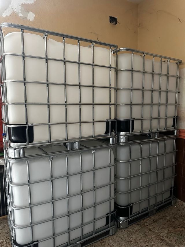 Depositos 1000 litros para riego huertos animales