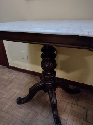 ANTIGUA MESA GALÁPAGO