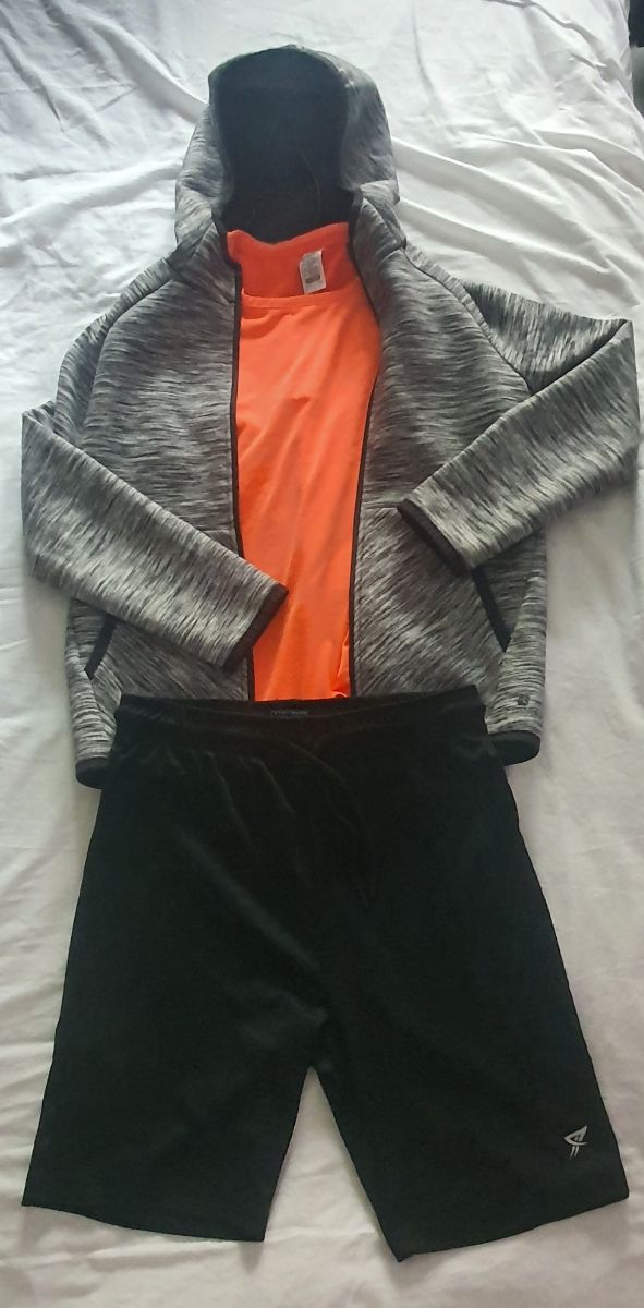 Conjunto deportivo niño