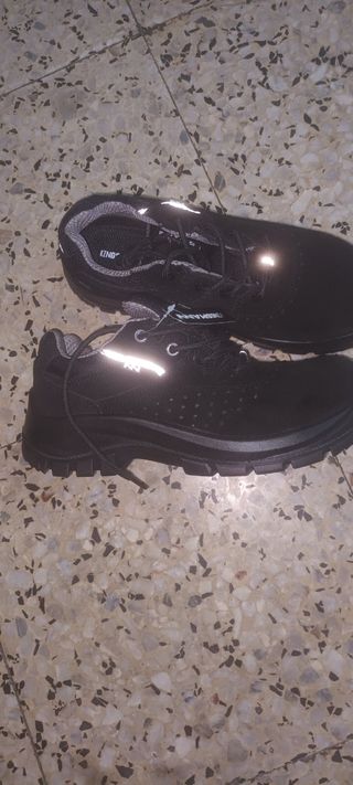 Zapatos 👞 de trabajo