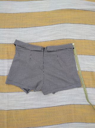 Falda pantalón con bolsillos