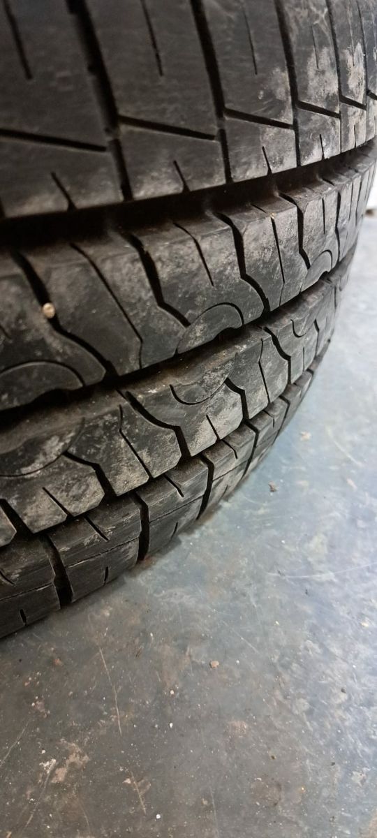 Neumaticos 205/65 R15C semperit carga