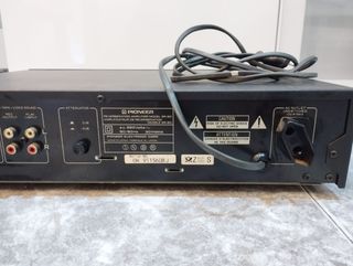 Amplificador de reverberación Pioneer.