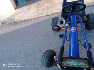Coche a pedales