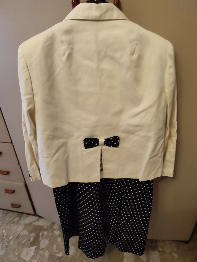 Vestito con giacchettino