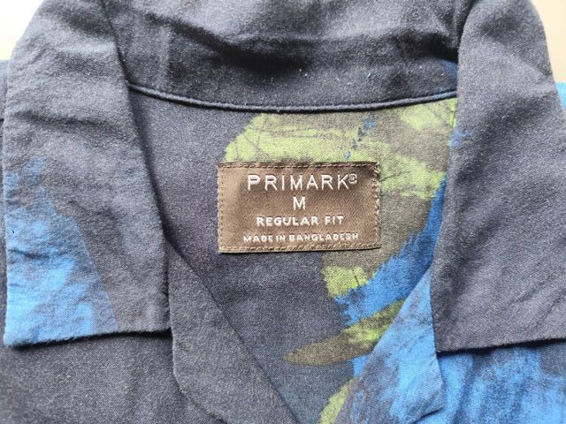 camisa manga corta botones cuello estampada