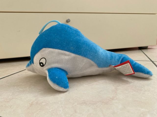 Delfino peluche morbido e liscio