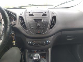 Ford Tourneo Courier 2016