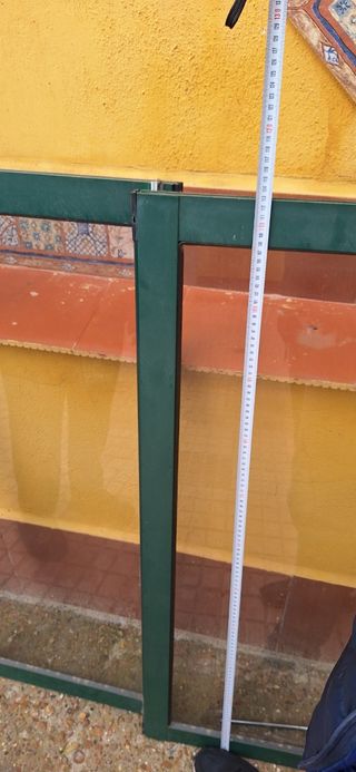 Ventanas de aluminio verde