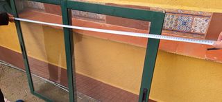 Ventanas de aluminio verde