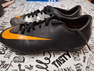 Zapatillas bambas botines futbol nike