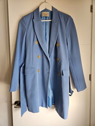 Chaqueta larga de Stradivarius 