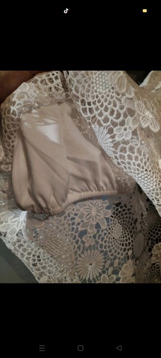 Blusa nueva de encaje talla L Lefties 