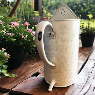 Antica fontanella a muro smaltata anni 30