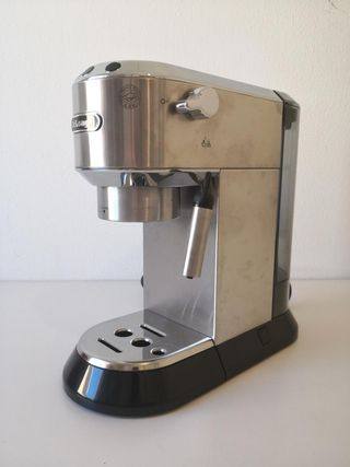 Macchina caffè espresso De Longhi