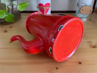 Antigua tetera esmaltada