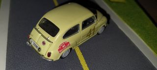 Coleccion coches escala 1 43 Seat 600