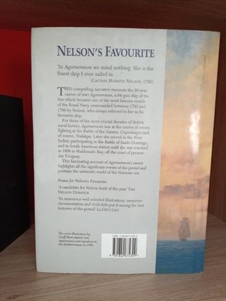 Libros Nelson's Favourite y Carola Omán