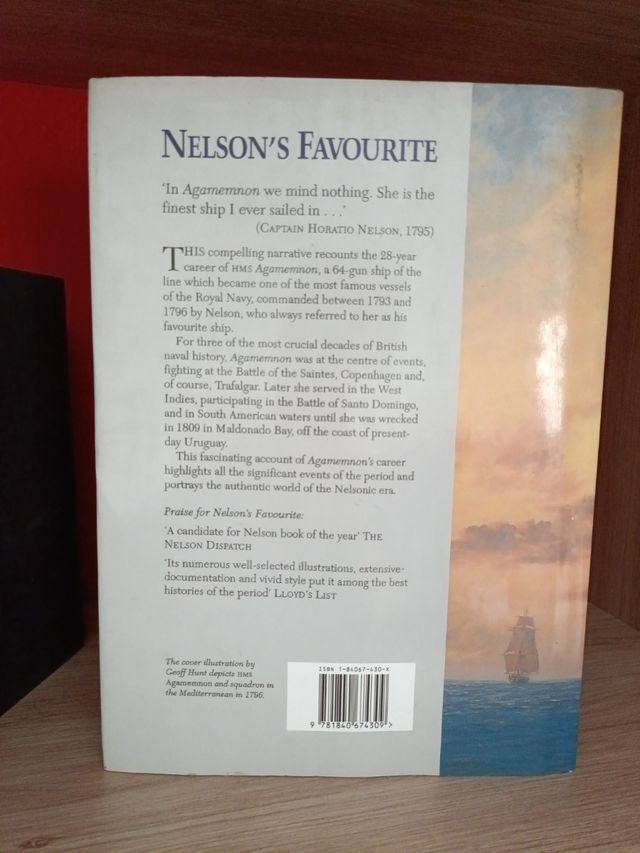 Libros Nelson's Favourite y Carola Omán