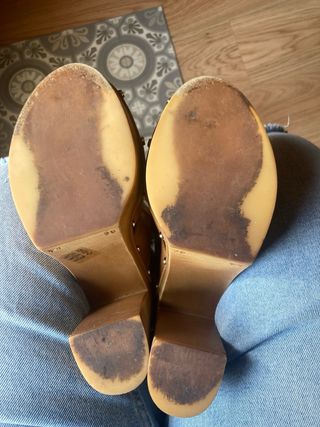 Zueco marron de verano