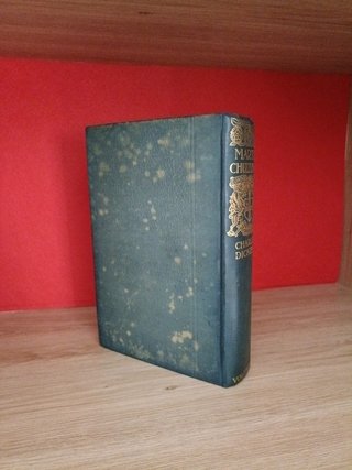 Libro Dickens "Martín Chuzzlewit"