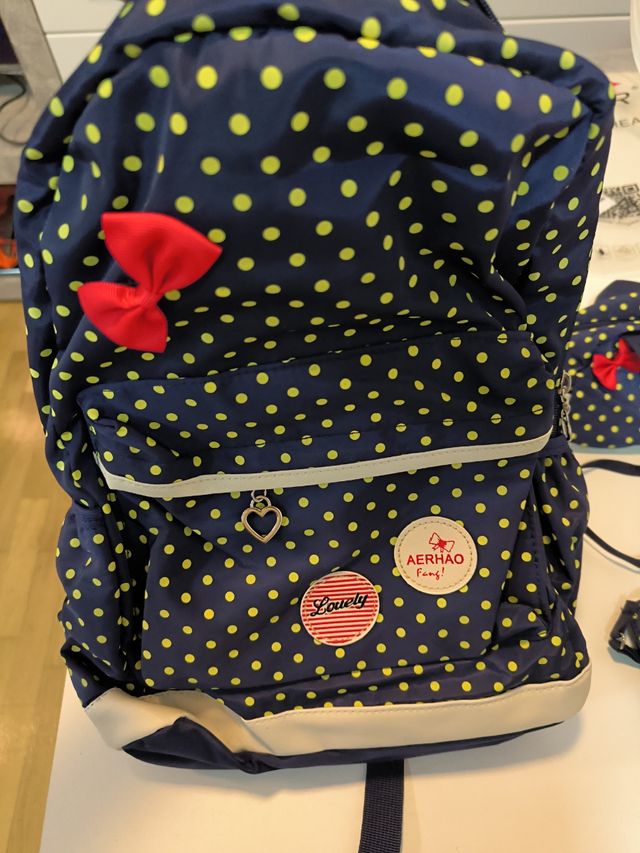 Lote mochila neceser y bolso