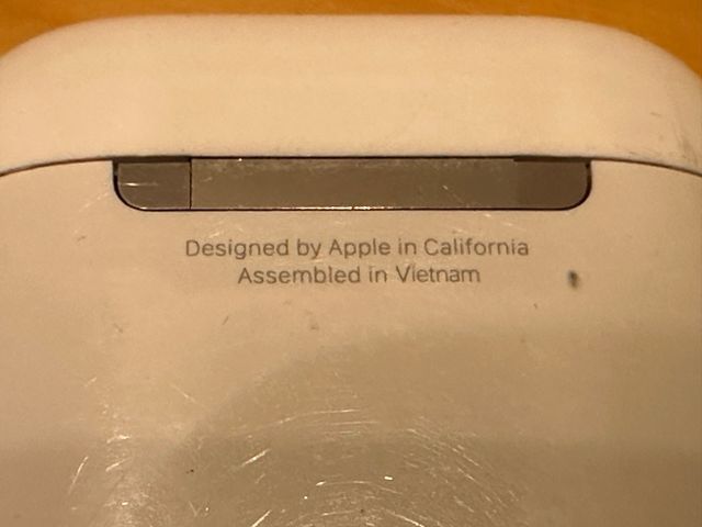 Custodia di ricarica Apple Airpods di prima generazione