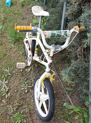 BICICLETA BMX 16"