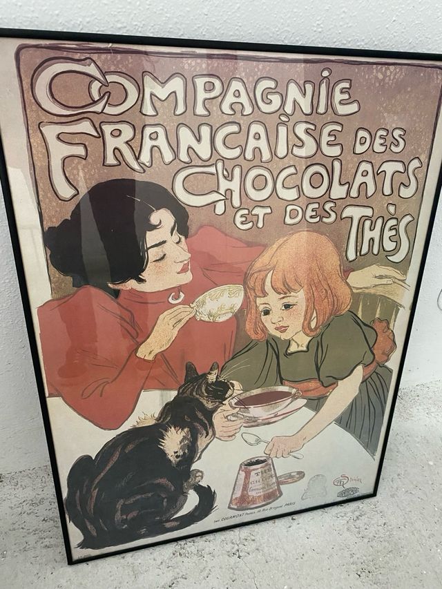 Lámina dos chicas tomando chocolate y té