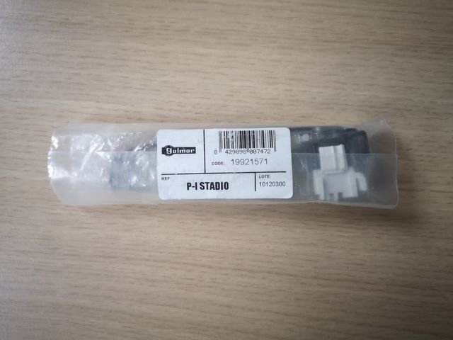 GOLMAR Botão de pressão simples.