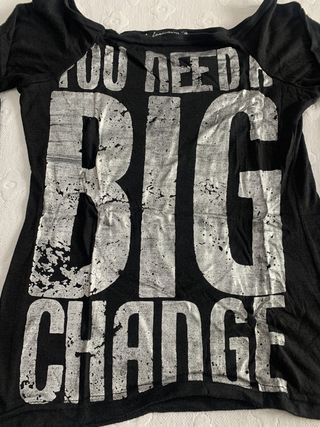 Camiseta Stradivarius manga larga