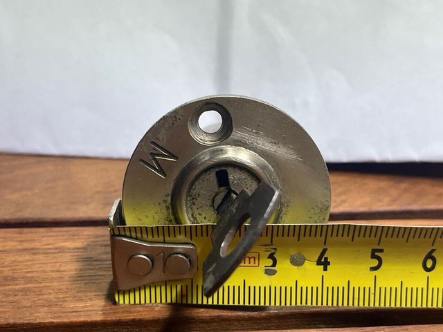 CERRADURA AUTO COCHE ANTIGUO CLASICO