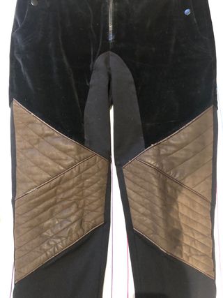 Pantalon de distintas texturas