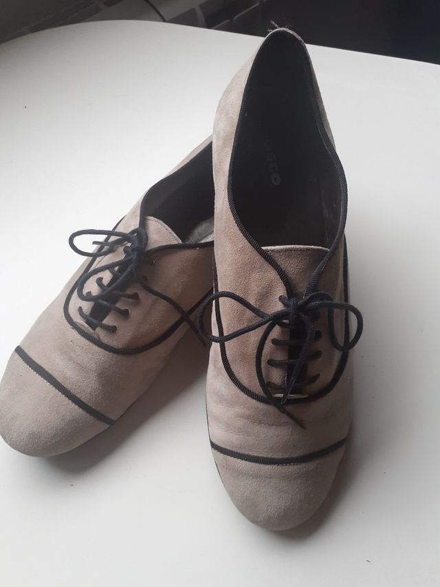 Zapatos de cordones