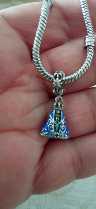 Charm Virgen del Rocío color