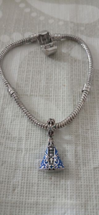 Charm Virgen del Rocío color